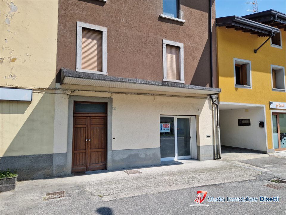 L'establiment comercial a Niardo, Brescia - foto 1