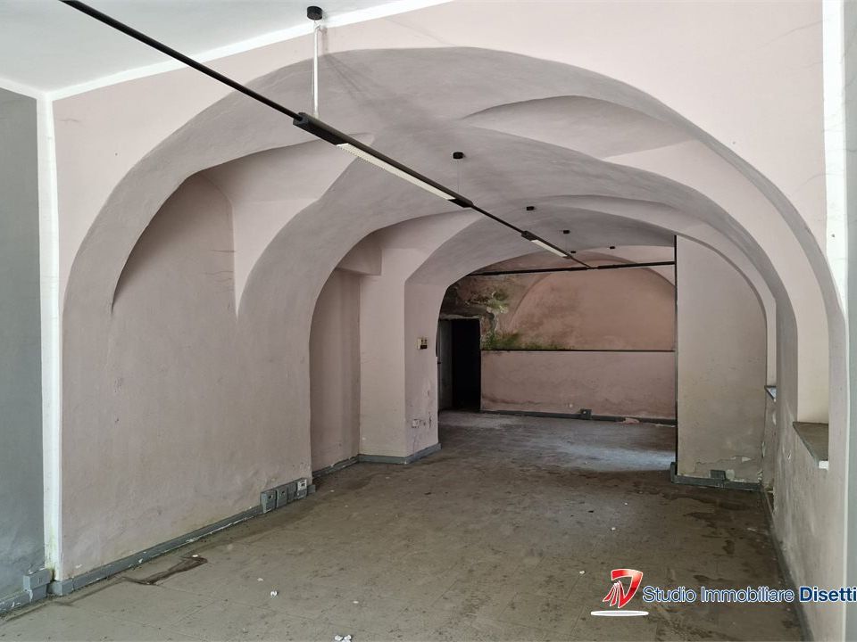 L'establiment comercial a Niardo, Brescia - foto 4