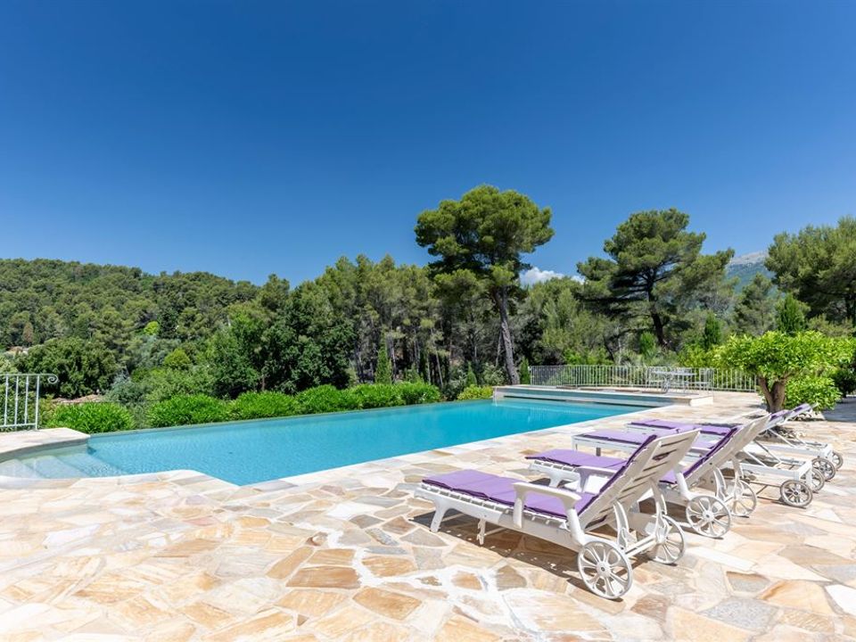 Villa em Cabris, Alpes-Maritimes - foto 1