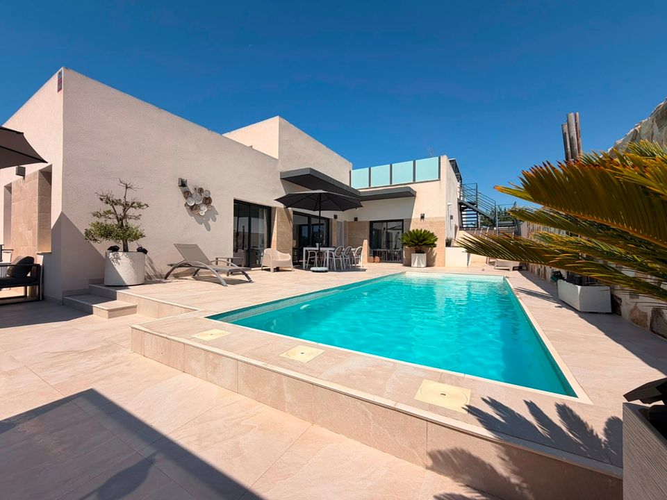 Rækkehus i Daya Nueva, Alicante - foto 1