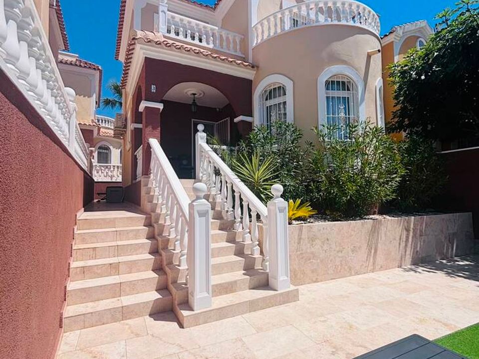 Villa i Villamartin, Alicante - foto 2