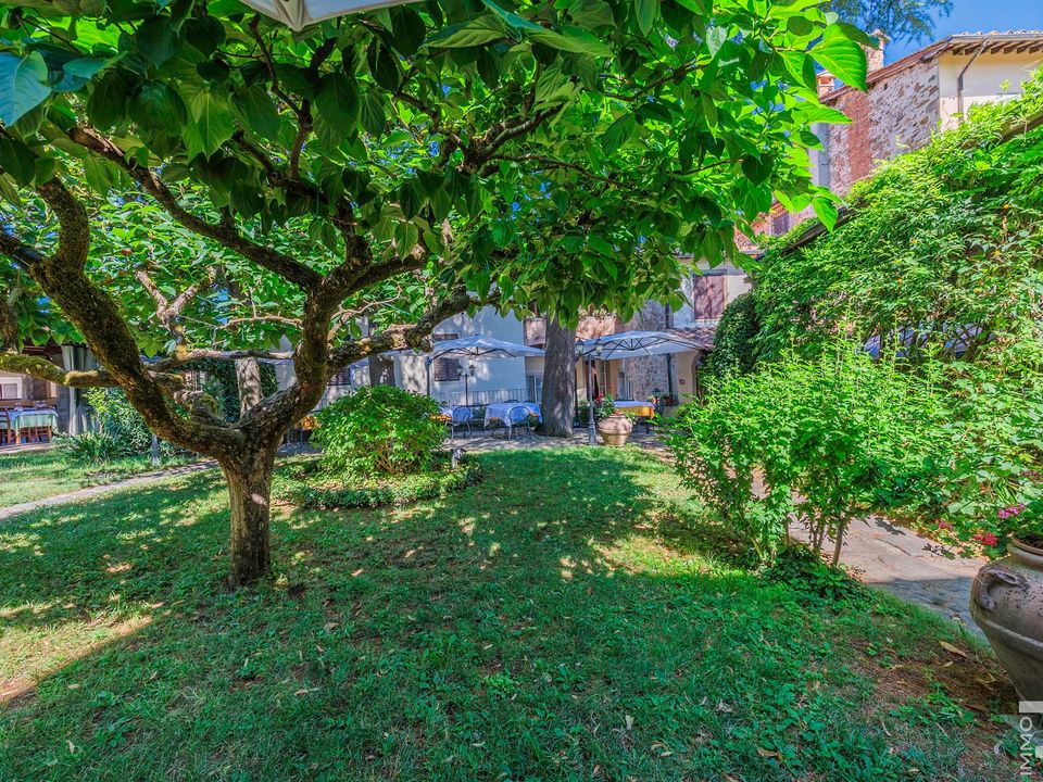 L'establiment comercial a Poppi, Arezzo - foto 3