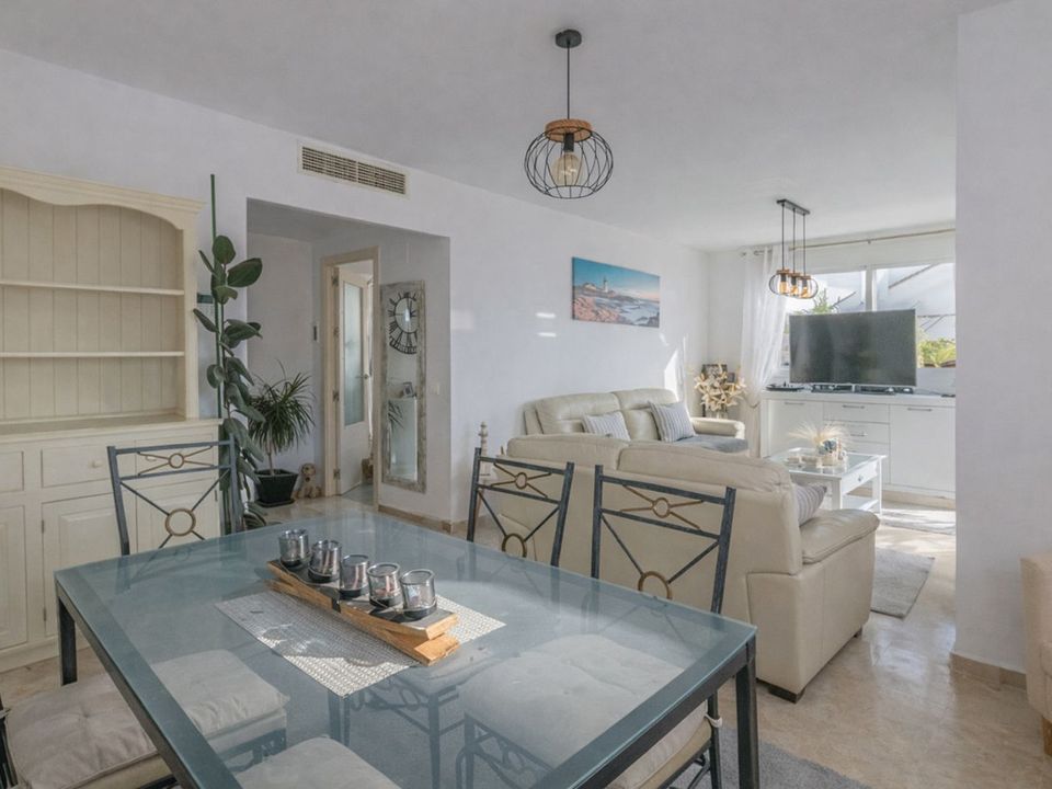 Lejlighed i Estepona, Malaga - foto 4