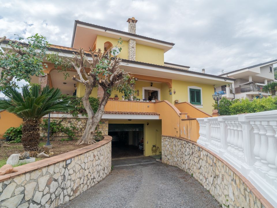 Villa en Praia a Mare, Cosenza - foto 1