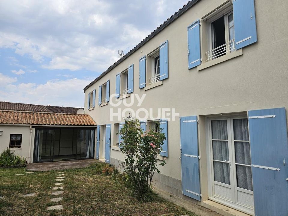 Villa en Saint-Martin-des-Fontaines, Vendee - foto 2