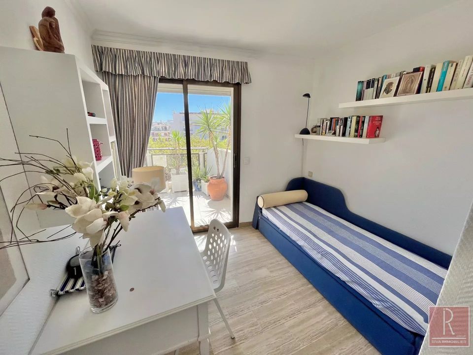 Apartment in Cannes, Alpes-Maritimes - photo 5