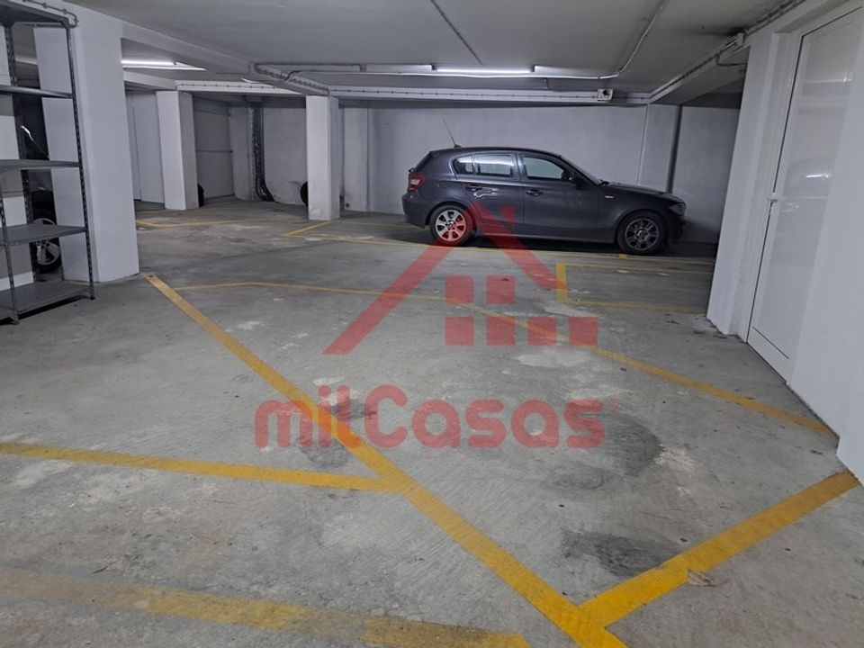 Parkeringsplads i Matacaes, Lisbon - foto 2