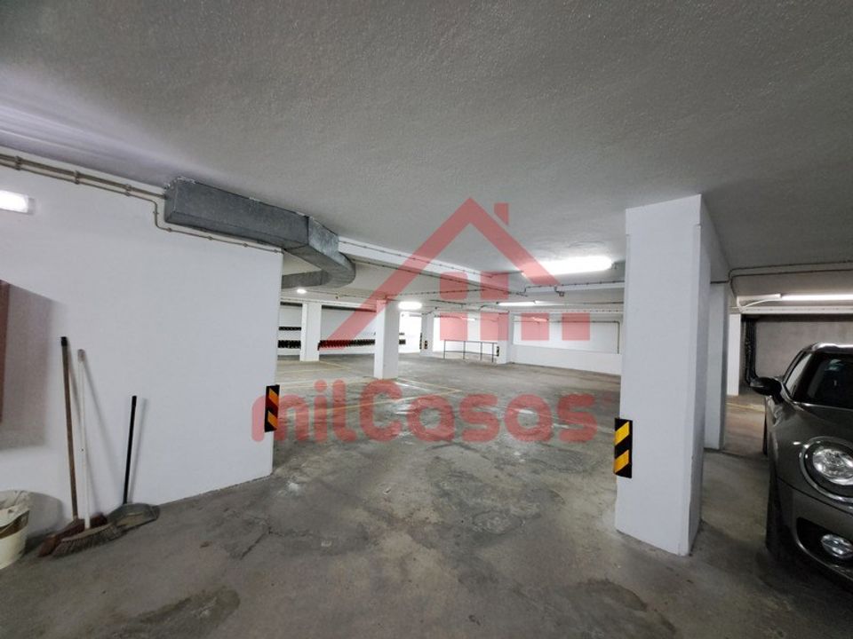 Parkeringsplads i Matacaes, Lisbon - foto 3