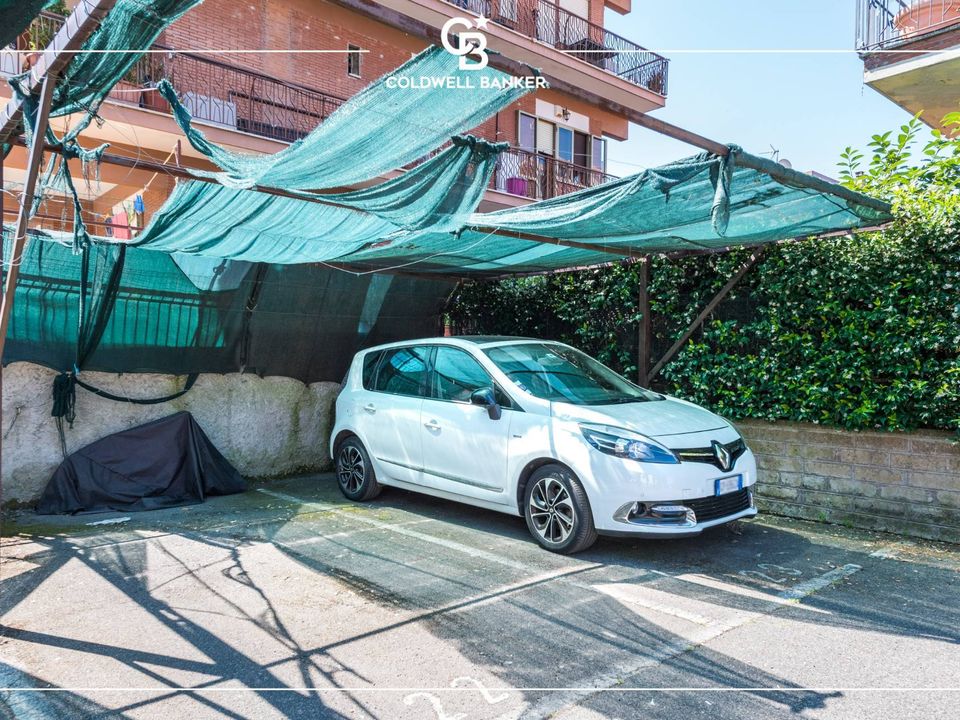 Parkeerruimte in Ciampino, Rome - foto 4