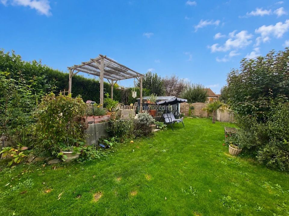 Villa in La Batie-Montgascon, Isere - photo 2