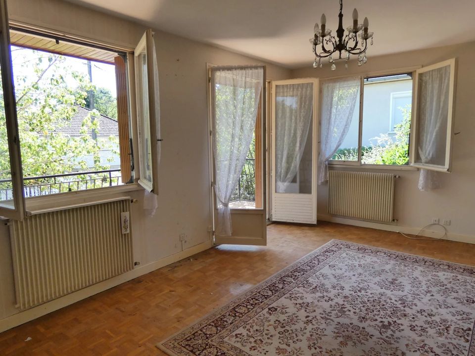 Villa en Le Creusot, Saone-et-Loire - foto 2