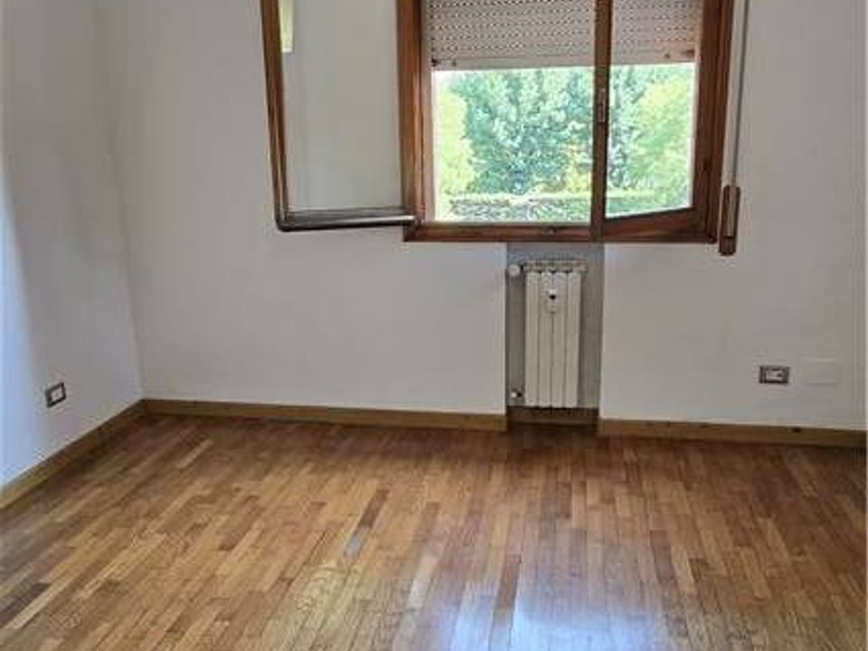 Apartamento en Mirandola, Modena - foto 3