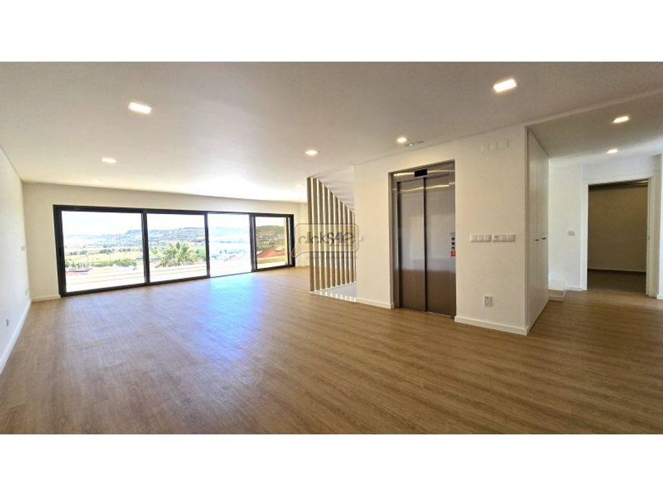 Villa i Loures, Lisbon - bilde 1