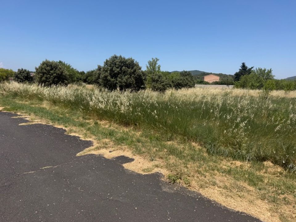 Tomt i Donzère, Drome - bilde 1