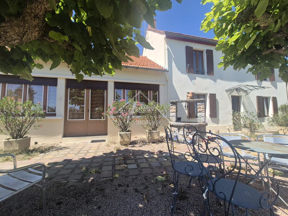 Villa a Saint-Germain-De-Salles, Allier - foto 1
