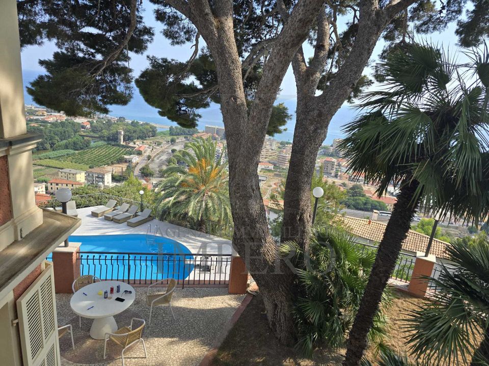 Villa in Ventimiglia, Imperia - foto 3