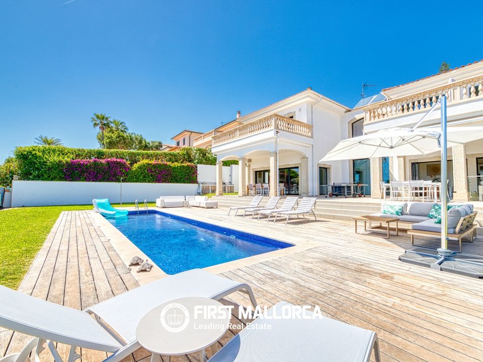 Villa in Cala Vinyes, Mallorca - photo 3
