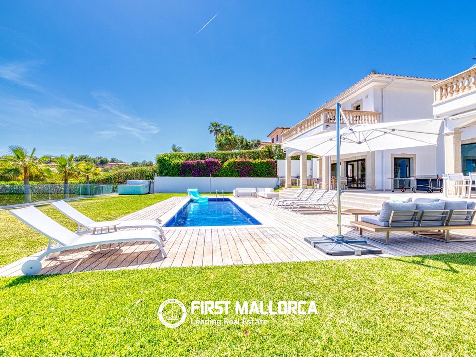 Villa in Cala Vinyes, Mallorca - photo 4
