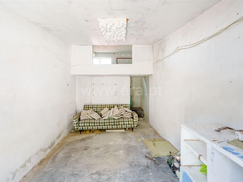 Garage i Covilha, Castelo Branco - foto 1