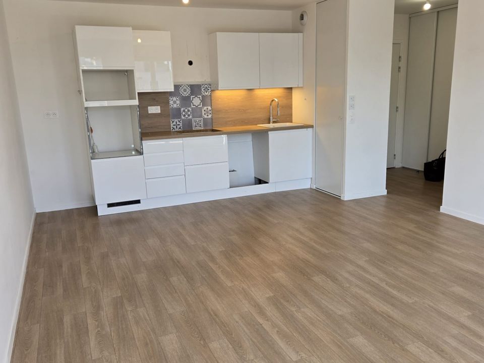 Wohnung in Saint-Pierre-Du-Perray, Essonne - Foto 1