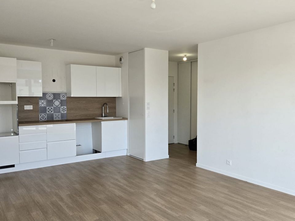 Wohnung in Saint-Pierre-Du-Perray, Essonne - Foto 2