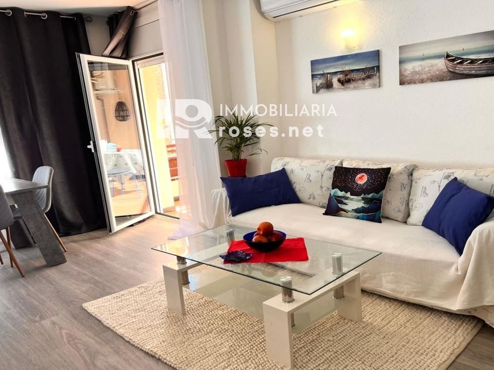 Lejlighed i Empuriabrava, Gerona - foto 3