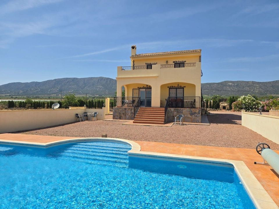 Villa i Monovar, Alicante - foto 1