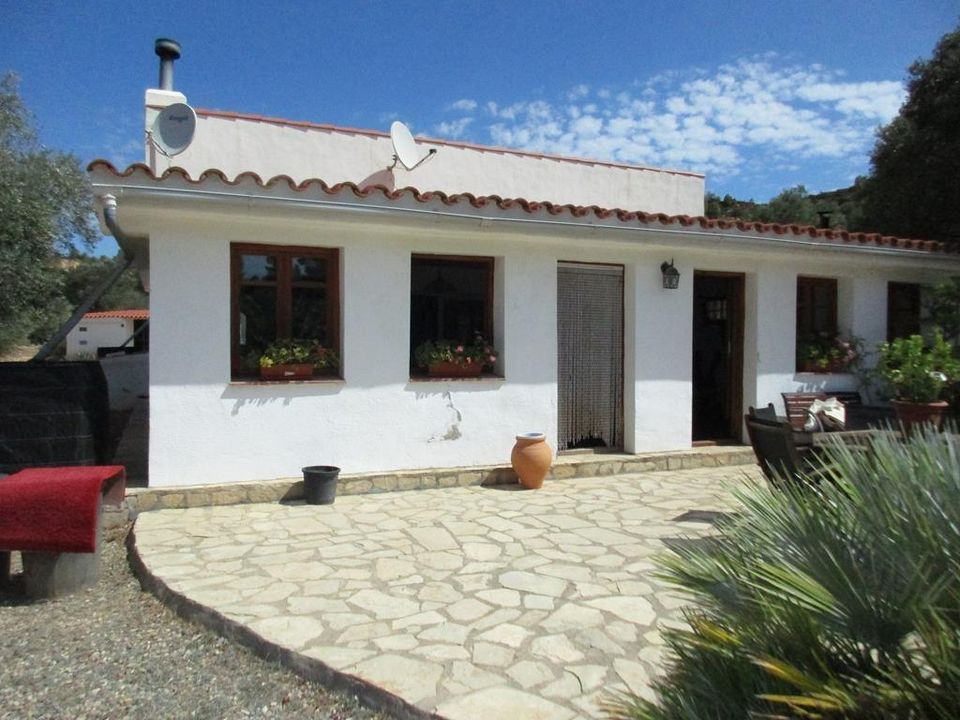 Villa en Flix, Tarragona - foto 1