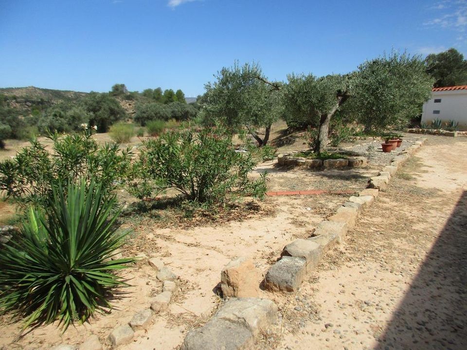 Villa en Flix, Tarragona - foto 5