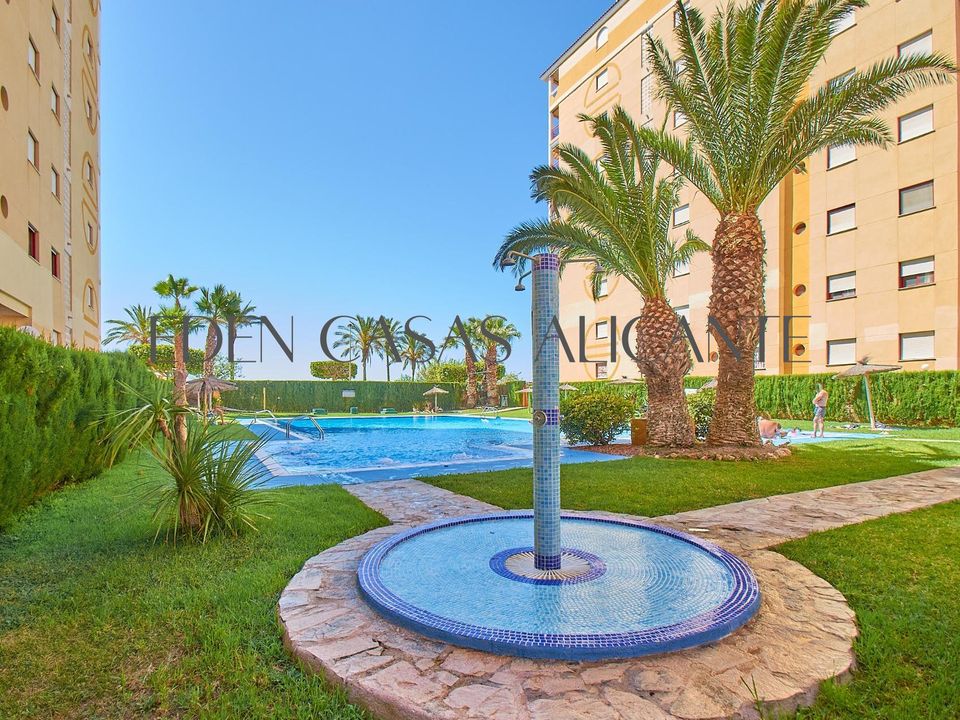 Lejlighed i Villajoyosa, Alicante - foto 1