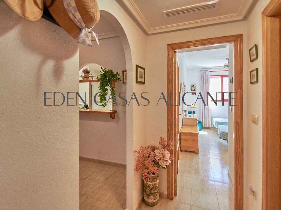 Lejlighed i Villajoyosa, Alicante - foto 3