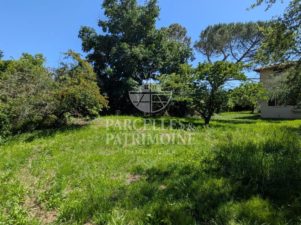 Terra em Villate, Haute-Garonne - foto 1