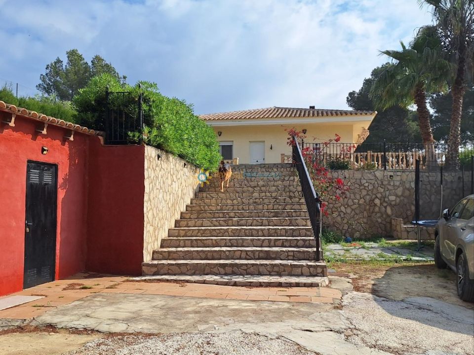 Villa in L'Olleria, Valencia - foto 1