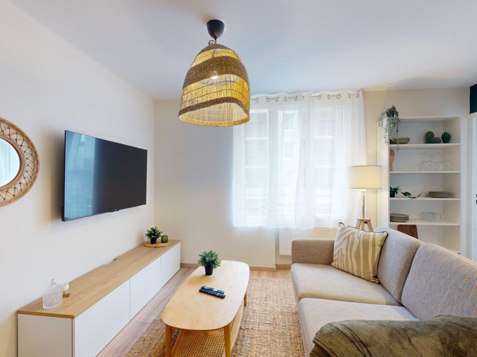 Apartment in Grenoble, Isere - photo 4