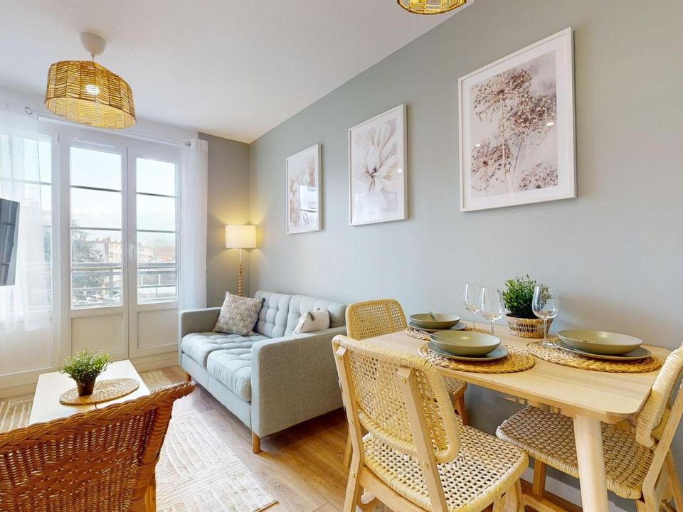 Apartment in Grenoble, Isere - photo 1