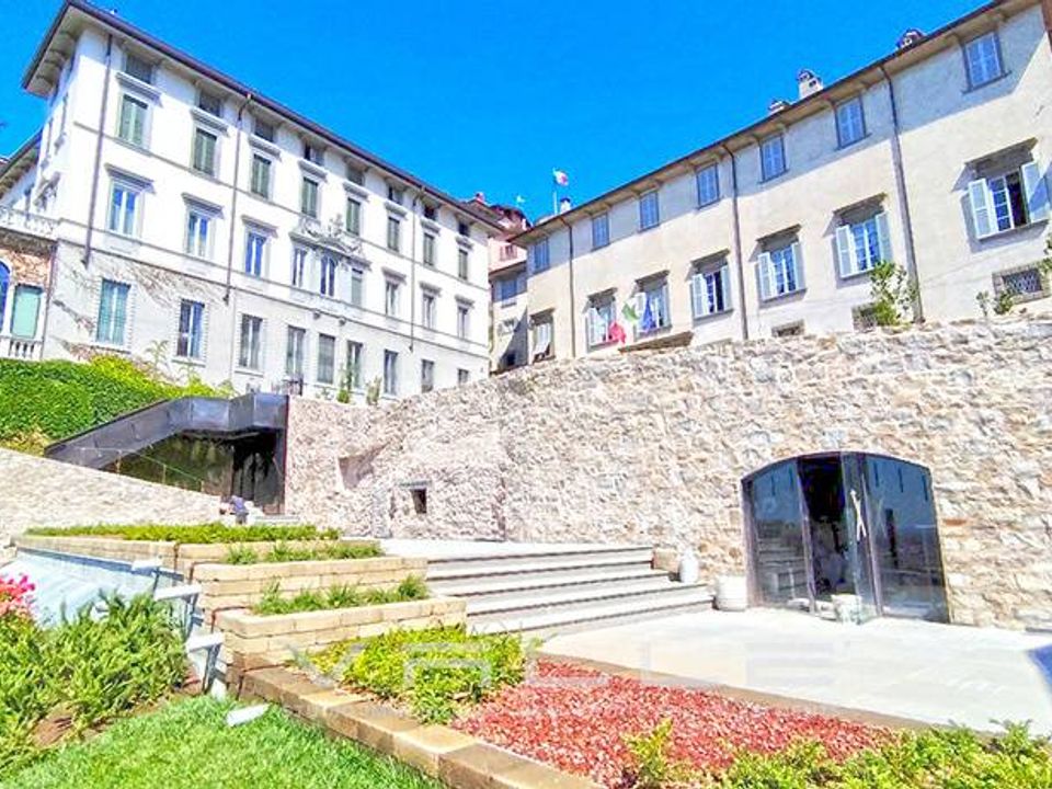 Parkeringsplads i Bergamo, Bergamo - foto 2