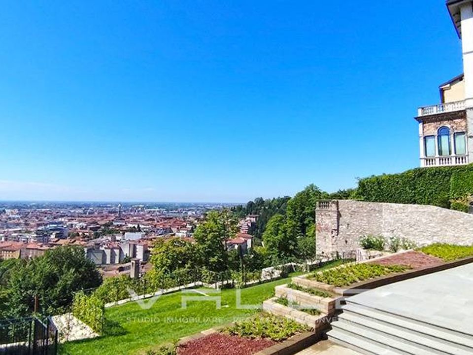 Parkeringsplads i Bergamo, Bergamo - foto 4