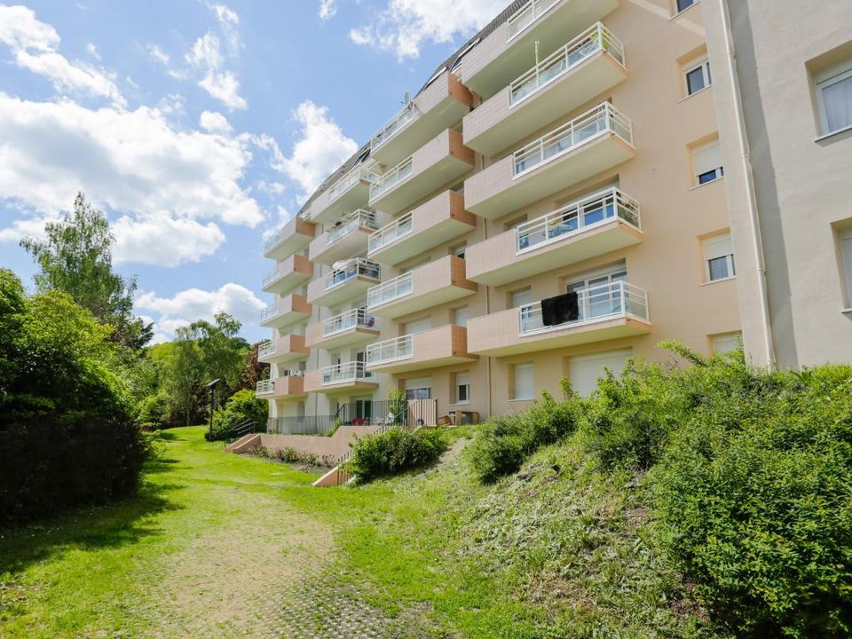 Apartment in Paron, Yonne - photo 3