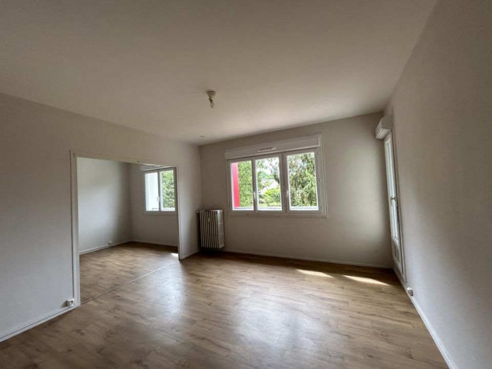 Lejlighed i Charny-Oree-de-Puisaye, Yonne - foto 1