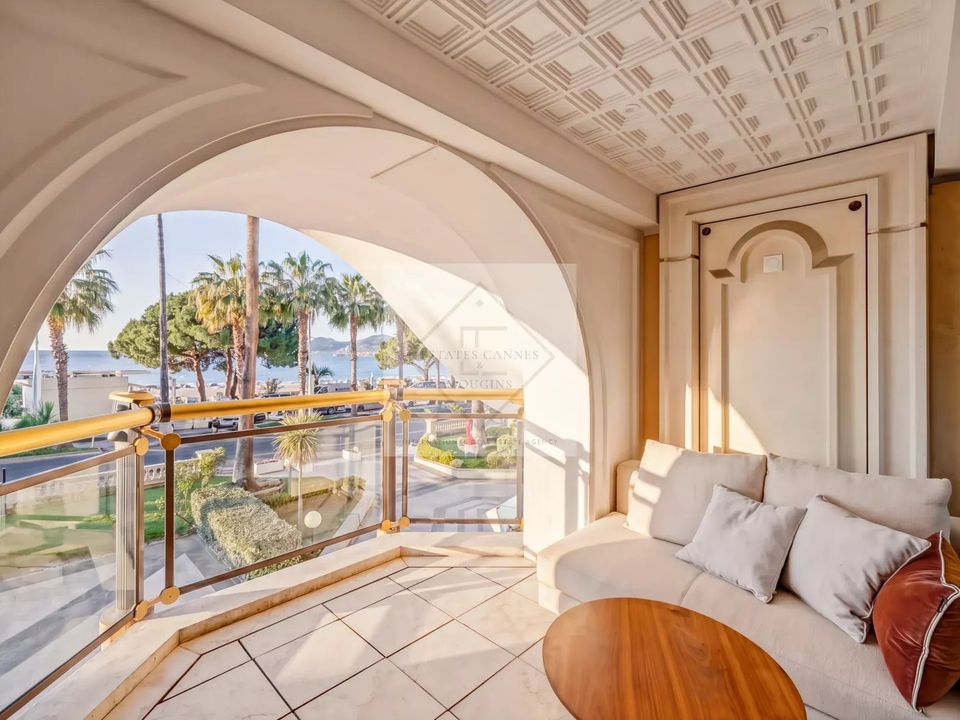 Apartment in Cannes, Alpes-Maritimes - photo 2