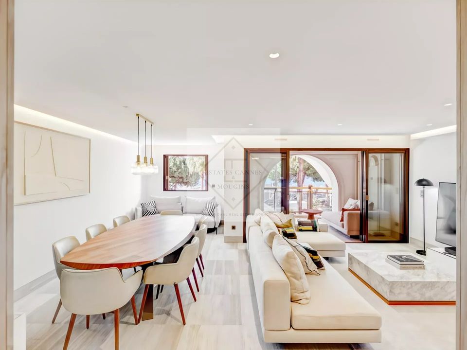 Apartment in Cannes, Alpes-Maritimes - photo 4