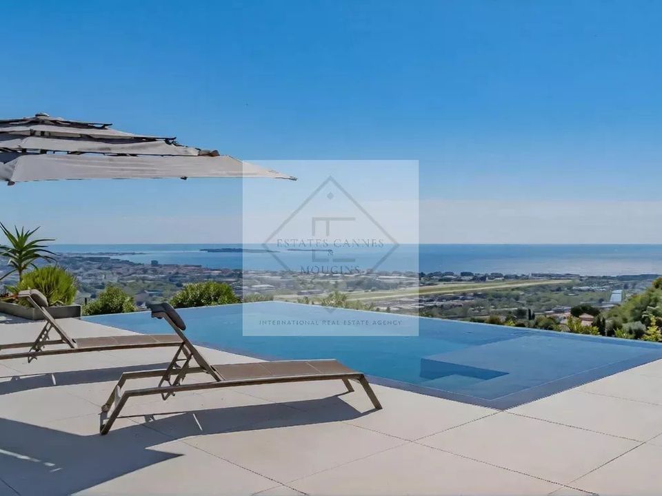 Villa i Mandelieu-la-Napoule, Alpes-Maritimes - foto 1