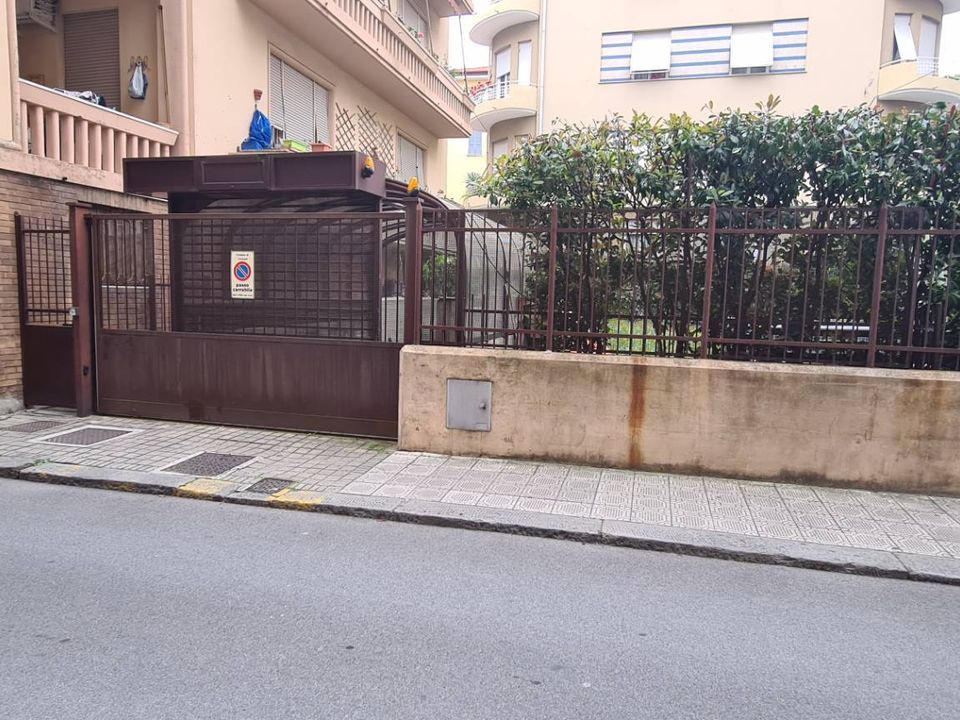 Parkeerruimte in Chiavari, Genoa - foto 5