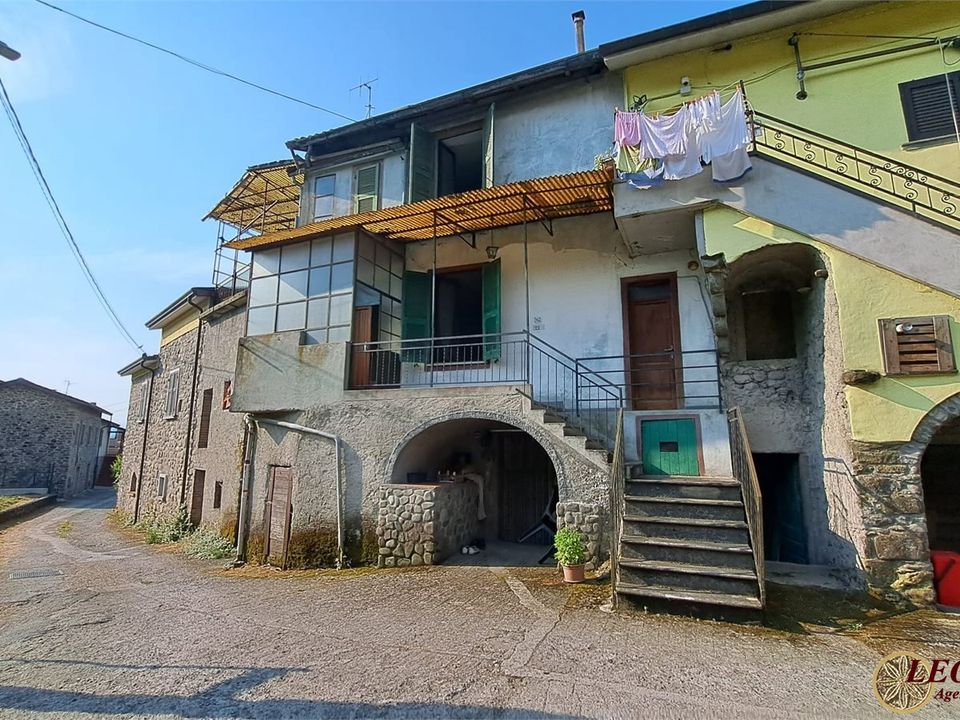 Villa i Filattiera, Massa and Carrara - foto 1