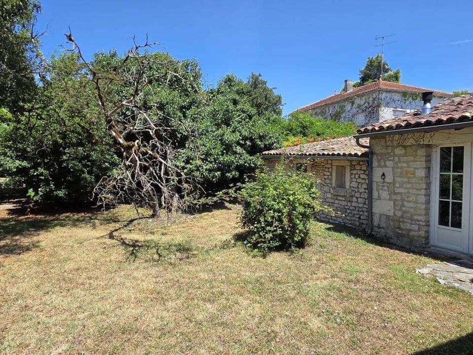 Villa en Saint-Dizant-du-Gua, Charente-Maritime - foto 4