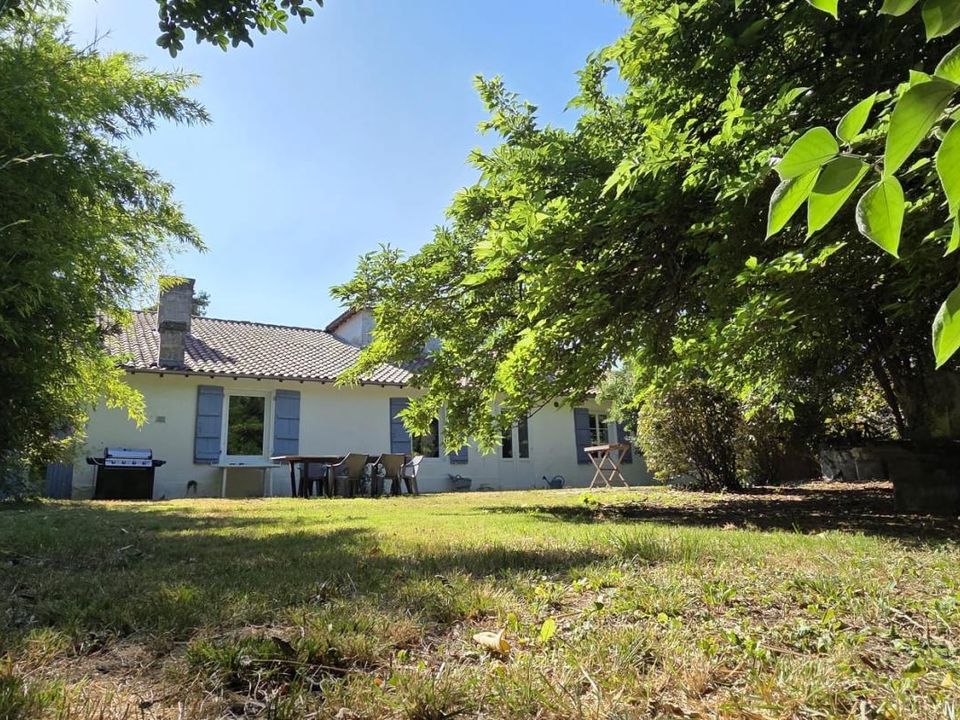 Villa en Saint-Dizant-du-Gua, Charente-Maritime - foto 2