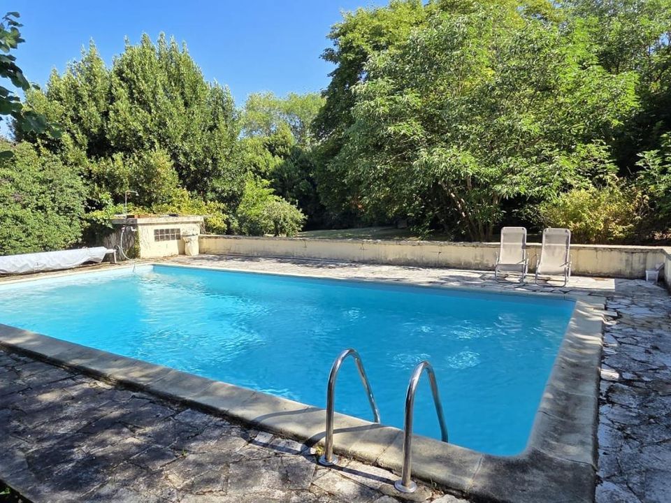 Villa en Saint-Dizant-du-Gua, Charente-Maritime - foto 3