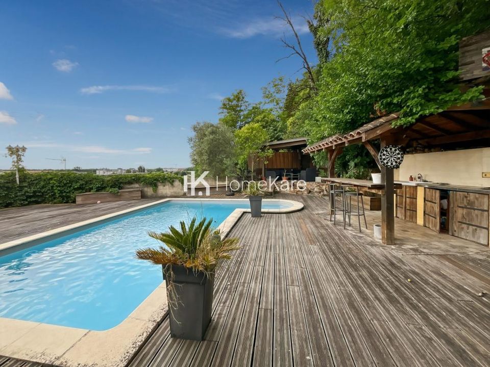 Villa in Cenon, Gironde - foto 1