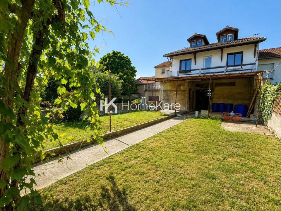 Casa unifamiliar a Rieumes, Haute-Garonne - foto 1