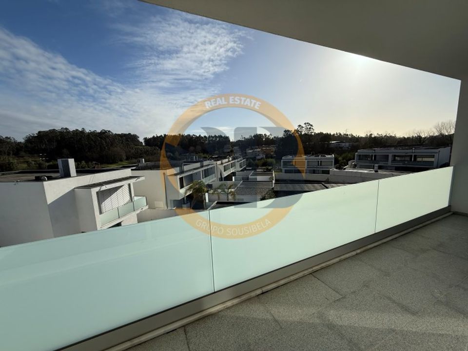 Villa i Santa Maria da Feira, Aveiro - foto 1